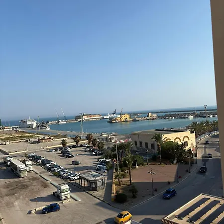 Vista Porto San Calogero דירה